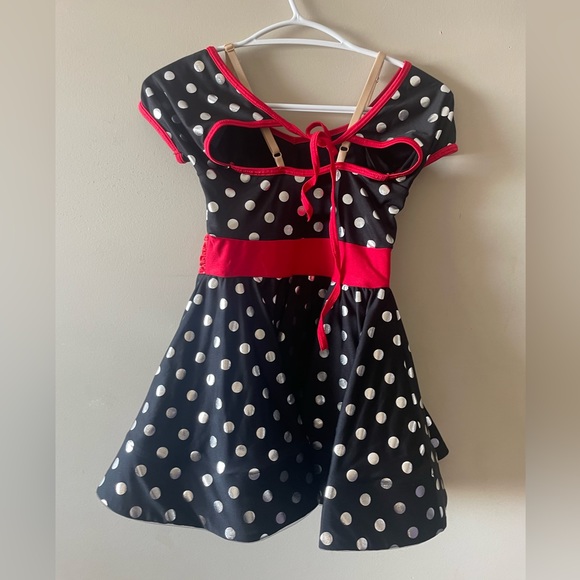 Costume Gallery dance costume.  Medium child - Picture 3 of 4